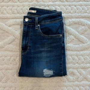 Levi’s 721 High Rise Skinny Jeans 27
